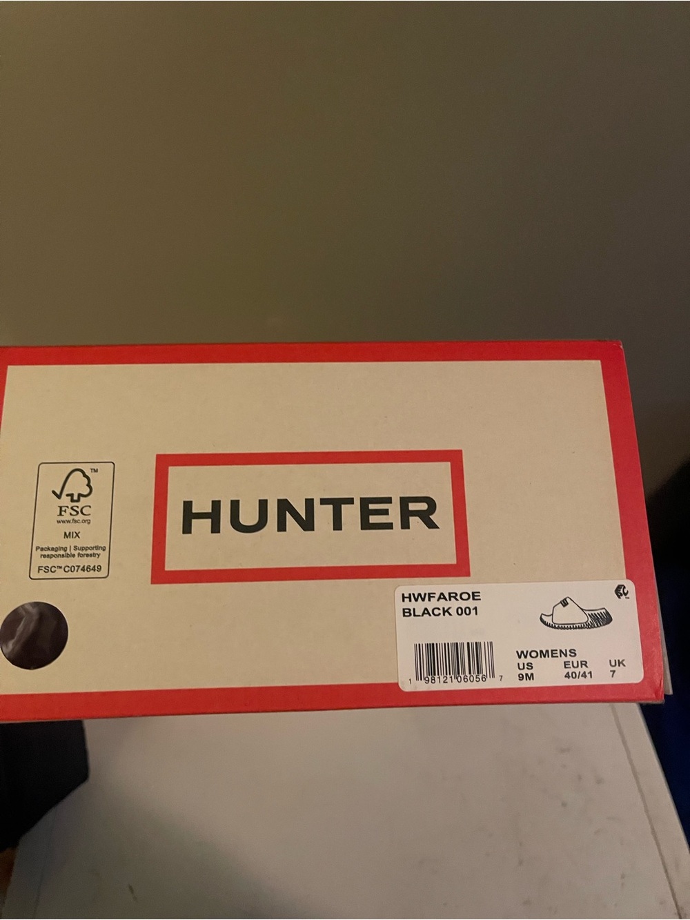 Hunter Black Slide Sandals with Red-Trim Logo - Picture 6 of 7